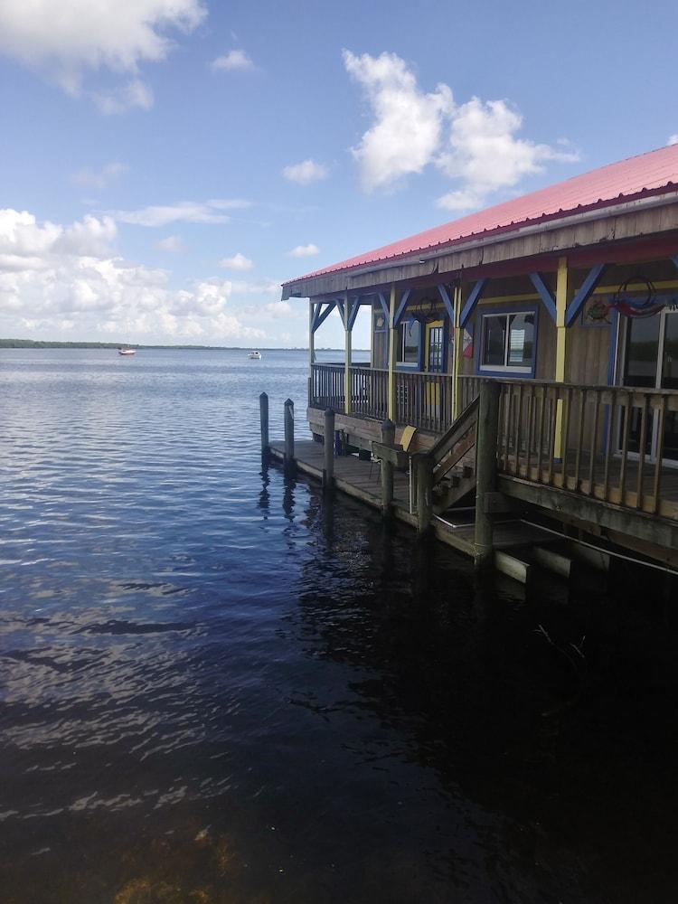 Bridgewater Inn Matlacha Екстериор снимка
